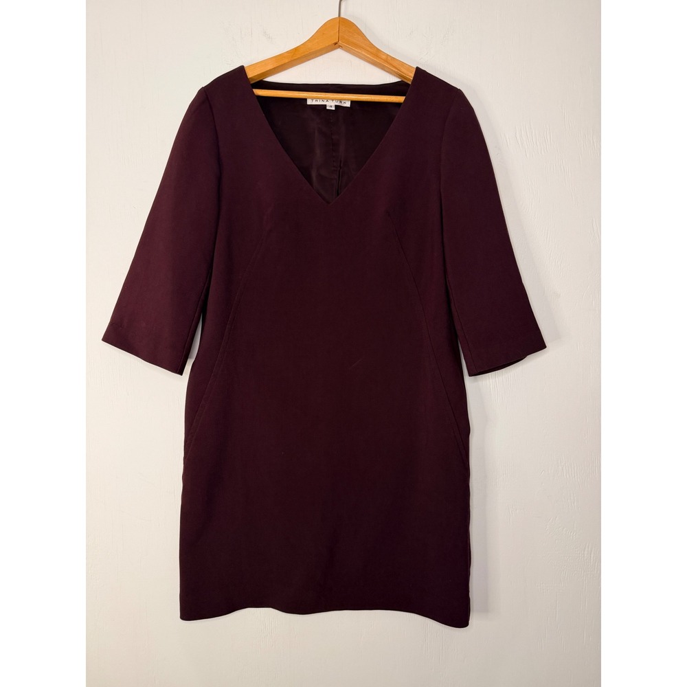 Trina Turk Burgundy Plum V-Neck Shift Dress Pockets Size 4 Office Work Business